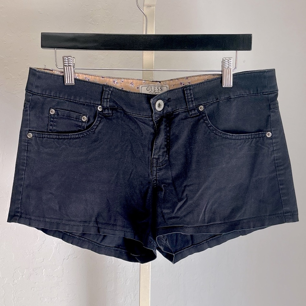 Guess Jeans Women’s Black Stretch Shorts, Size 29